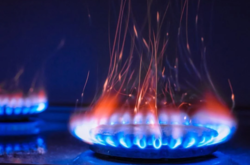 Отопительный сезон: Зеленский заверил, что в Украине достаточно газа по «нормальным ценам» 