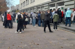  Люди начали штурмовать центры вакцинации. Мариуполь, Центр вакцинации в Доме связи, 17 октября 