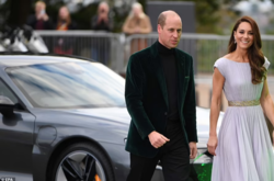 Принц Уильям с женой появились на публике на дорогом электромобиле (фото, видео)