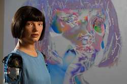 Робот здатний створювати твори сучасного живопису