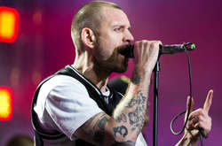  Сергей Михалок схватил посетителя концерта и ударил головой 
 Архивное фото: brutto_nostra / Instagram 
  