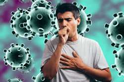 Кашель при коронавірусній хворобі є сухим та виходить практично з самих легень