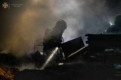 На місці пожежі працювали дев'ять рятувальників