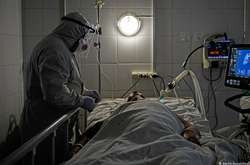  
 Палата для хворих в ужгородській лікарні 
  
 