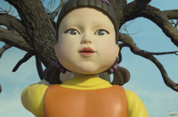 В Луцке дети воссоздали «Игру в кальмара» (видео) 