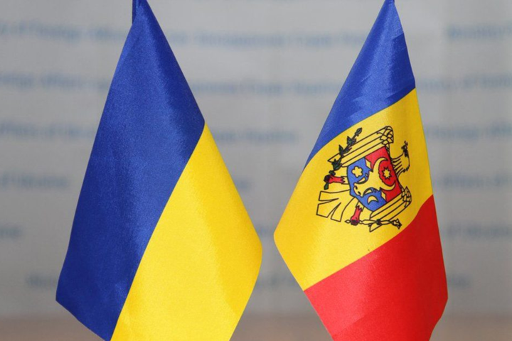Украина пообещала помочь Молдове из-за газового давления РФ 