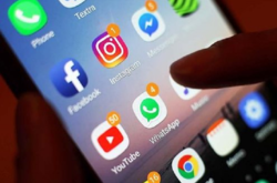 Влада РФ зобов'язала всі месенджери реєструвати користувачів по паспорту