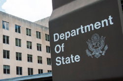 Держдеп США додав бажаючих отримати візу росіян в категорію «бездомних національностей»