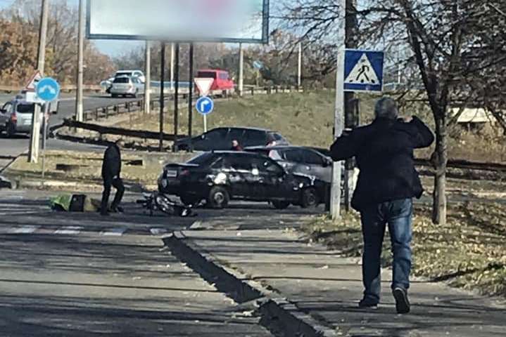 На Київщині розшукують водія-втікача, який збив чоловіка на мопеді (фото)