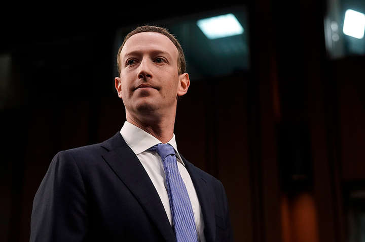 Компанію Марка Цукерберга звинувачують у маніпуляціях інформацією - Facebook втрапив у черговий скандал. Оприлюднено результати розслідувань