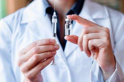 В Україні будуть випробовувати дві нові вакцини від Covid-19