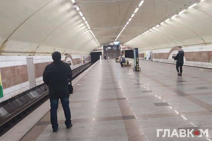 Жорсткий карантин у Києві. Як працюватиме метро з 1 листопада