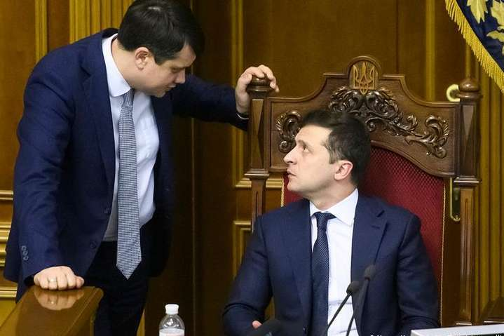 Разумков предупредил Зеленского: офшорный скандал может иметь продолжение