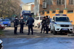 Оккупанты задержали возле суда в Симферополе 30 активистов