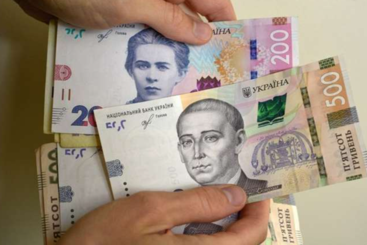 Зарплата вчителів на 13% нижча, ніж середня в Україні