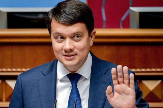 Наприкінці листопада Разумкова можуть позбавити депутатського мандата, – нардепка