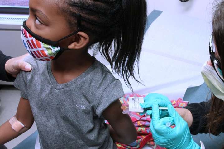 У США дозволили вакцинацію дітей препаратом Pfizer