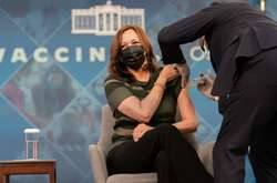 Камала Гаріс закликає брати з неї приклад