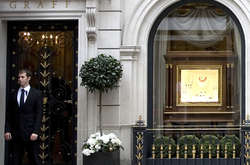 Російські хакери викрали дані відомих клієнтів ювелірного дому