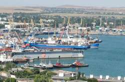 Кримські порти за роки окупації скоротили вантажообіг у 12 разів
