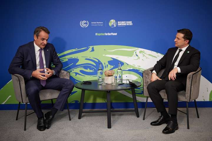 Зеленський обговорив двосторонню співпрацю з прем'єр-міністром Греції