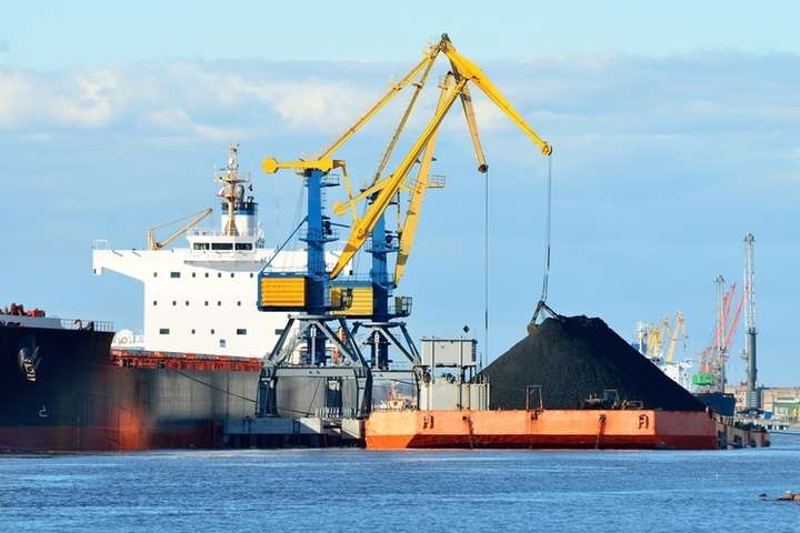 Українські порти приймуть п'ять суден - Велика партія вугілля із США прямує до України