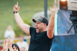 Худрук и актер студии «Квартал 95» Александр Пикалов