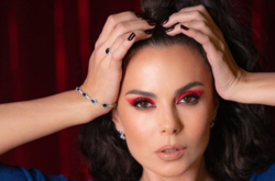 Насте Каменских в микробикини посоветовали прикрыться. Пикантные фото