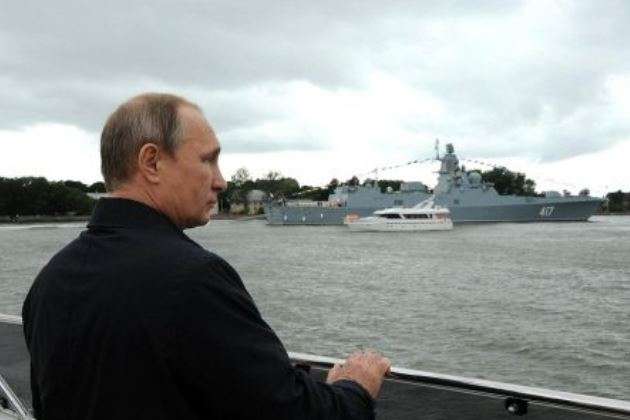 Путін відвідає окупований Крим 