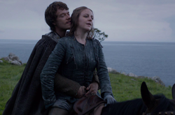 Укусить и шлепнуть. Стали известны подробности съемок постельных сцен в «Игре престолов»