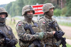  Польща збільшує військову присутність на кордоні з Білоруссю 