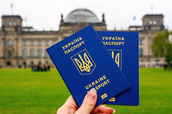 Євросоюз завтра може виключити Україну із «зеленого списку» – ЗМІ