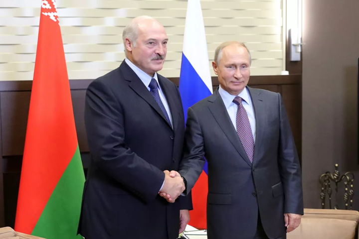 Лукашенко и Путин закрепили свой союз о поглощении декретом