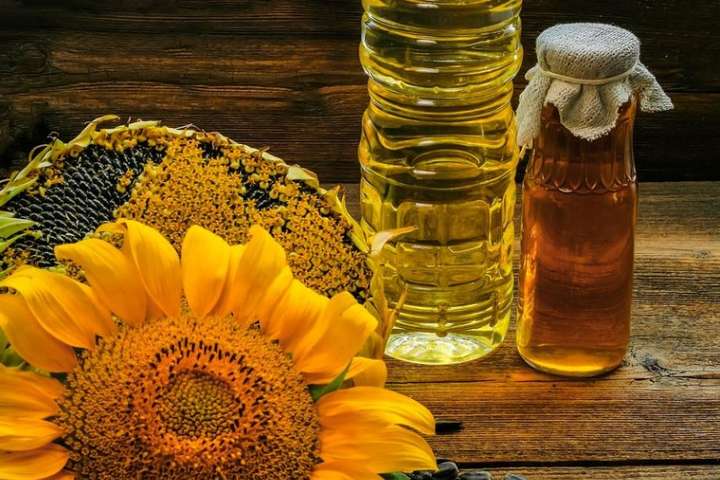 Україна цього року виробить рекордну кількість соняшникової олії