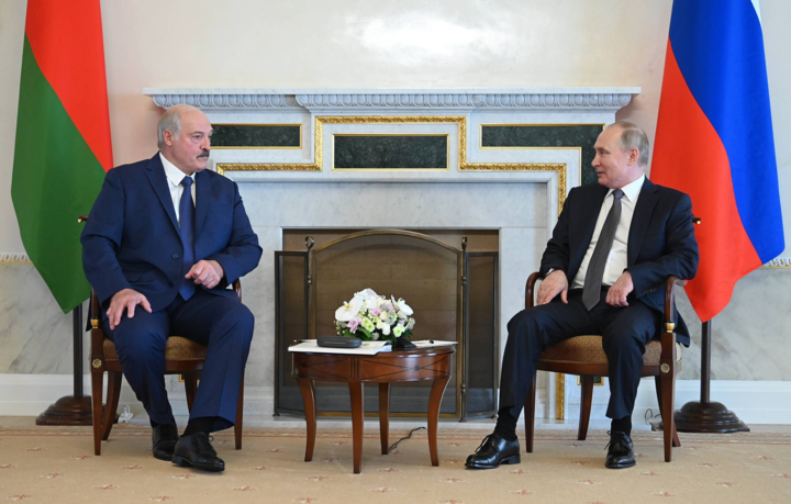Чей Крым? Лукашенко и Путин готовят новую провокацию