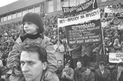 Що спільного між Covid-19 та Чорнобильською катастрофою? Україна знову гримить у світовій пресі