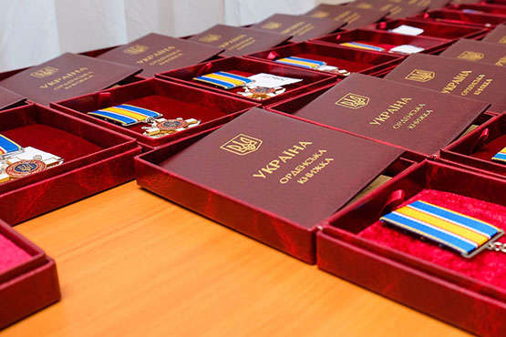 Нагороди від президента: ДУСя замовила нову партію орденів і відзнак на 3 млн грн