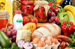 Підвищення світових цін на продукти спричинили у тому числі збої у поставках сировини