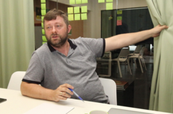 Корниенко покидает пост председателя партии «Слуга народа»