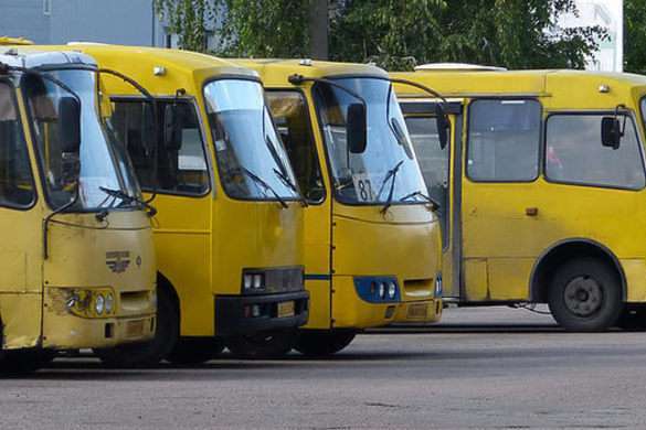 Столиця звільняється від автомотлоху: Київ розірвав договори ще з чотирма перевізниками
