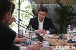 Президента Володимира Зеленського закликають не вводити жодних обмежень щодо строку служби вагонів