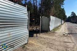 На Львівщині викрили схему незаконного заволодіння землею військового містечка