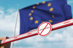 ЕС официально исключил Украину из «зеленого списка» для путешествий