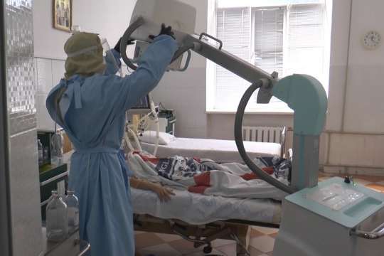 Реанімаційні ліжка у лікарнях Івано-Франківська повністю зайняті хворими на коронавірус 