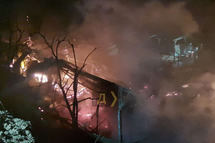 В Одесі спалахнув нічний клуб (відео)