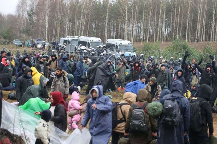 Польща розглядає можливість закриття кордону з Білоруссю