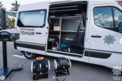 Завтра на дорогах України з’являться поліцейські мобільні діагностичні станції: кого перевірятимуть 