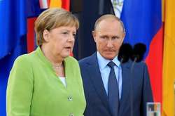 Криза на кордоні з ЄС. Стало відомо, чому Меркель дзвонить Путіну, а не Лукашенку