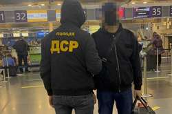 Поліція депортувала кримінального авторитета із санкційного списку РНБО