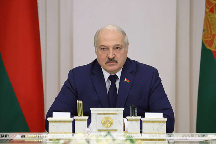 Лукашенко лякає сусідів літаками, які здатні нести ядерну зброю